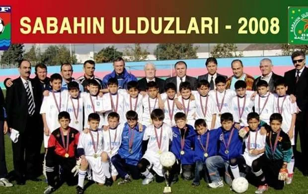 Minnətdarlıq himni 