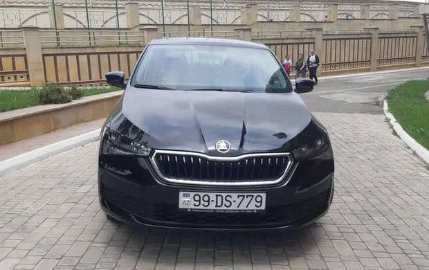 Dünya çempionumuza avtomobil hədiyyə olunacaq 