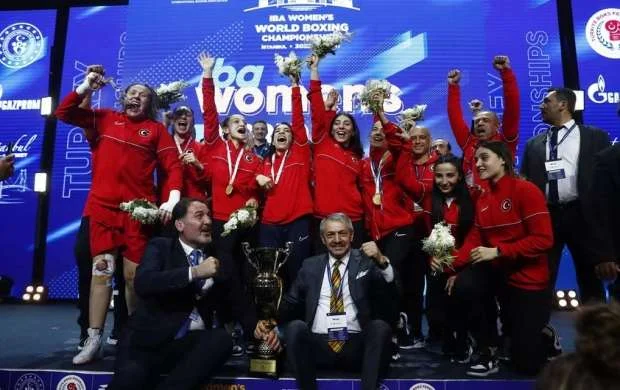 Türkiyə yığmasından dünya çempionatında tarixi nəticə 
