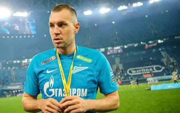 Dzyuba "Zenit"dən ayrıldı - iki müştərisi var 