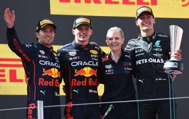 Formula 1: Ferstappen dördüncü qələbəsini qazandı 