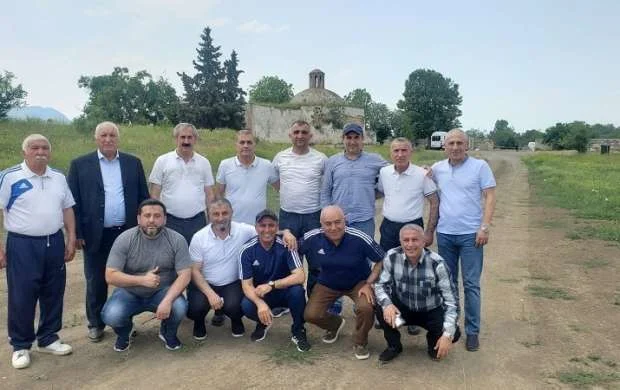 "Qarabağ"ın veteranları "İmarət"də: "Qəribə duyğularla qayıtdıq" 