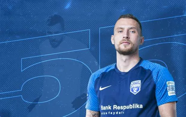 “Sabah” daha bir futbolçusu ilə vidalaşdı 