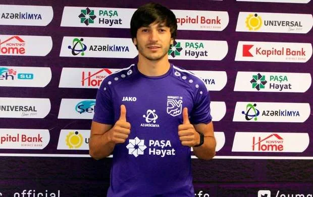 Millimizin futbolçusu klubundan ayrıldı 