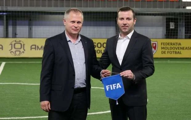 Elxan Məmmədov FIFA rəsmisi kimi Moldovaya səfər etdi 