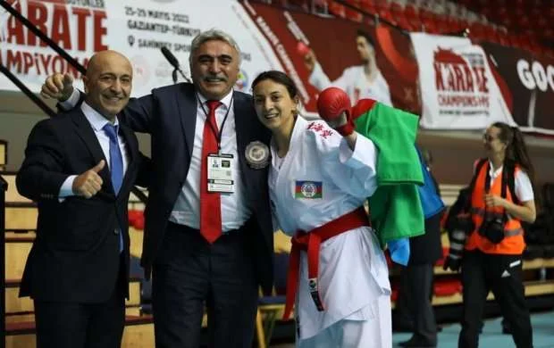 Qadın karateçimiz Avropa üçüncüsü oldu 
