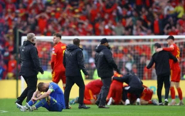 Yarmolenko göz yaşlarını saxlaya bilmədi - FOTO 