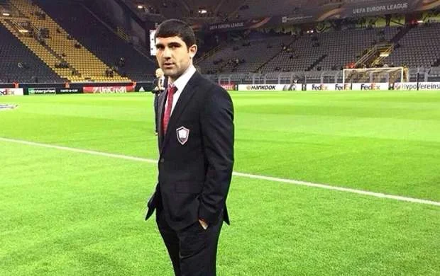 Samir Zərgərov "Neftçi"də! 