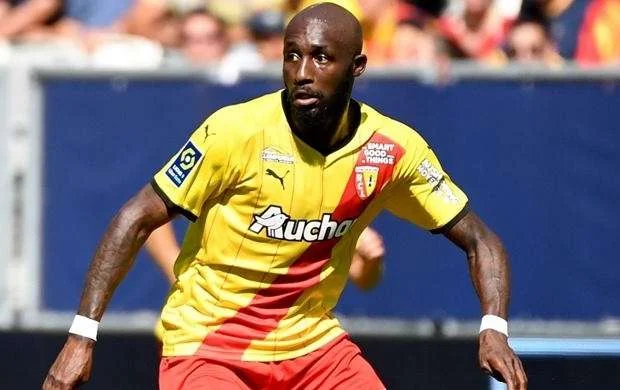 PSJ "Lans"ın yarımmüdafiəçisini gözaltı edib 
