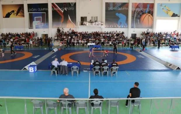 Azərbaycan çempionatına start verildi 