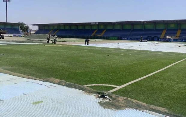 "Səbail"ə məxsus stadionun süni örtüyü dəyişdirilir - FOTOLAR 