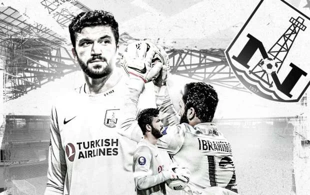 "Neftçi" qapıçısı ilə yollarını ayırdı 
