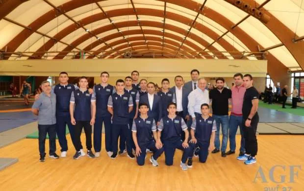 Güləş millimizin Avropa çempionatı üçün heyəti açıqlandı 