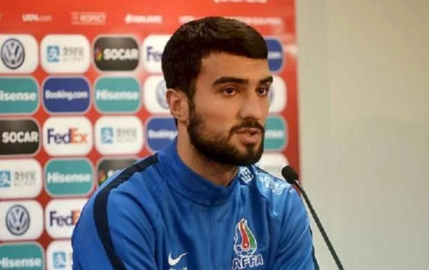 Mahir Emreli: "Ünvanıma olan tənqidlərə normal yanaşıram" 