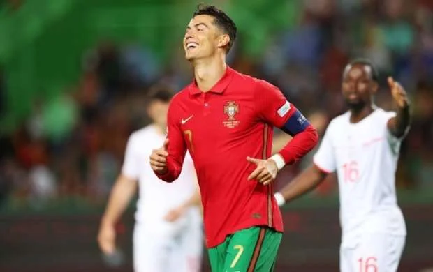Ronaldu İsveçrə ilə matça aparılmayacaq 