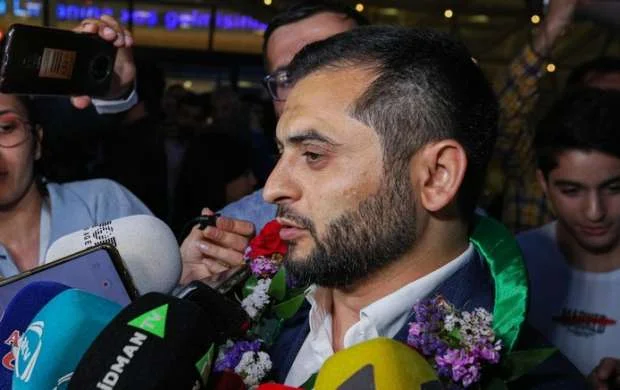 "Fəxr və qürur hissi keçiririk" - Taleh Nəsibov 