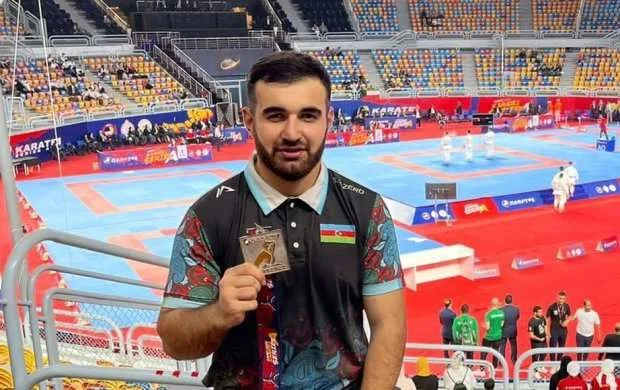Azərbaycan karateçisi Misirdə fərqləndi 