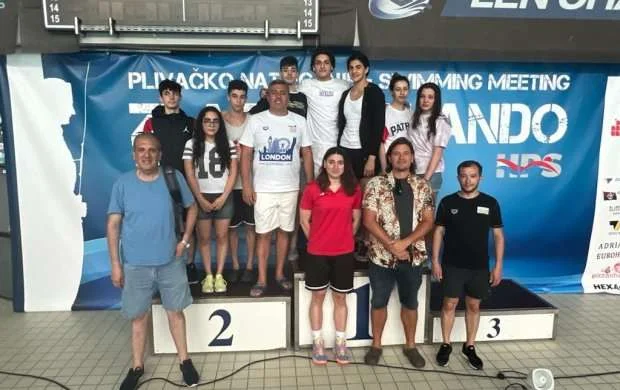 Azərbaycan üzgüçüləri Xorvatiyada 27 medal qazandı 