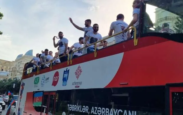 Avropa çempionatının kuboku Bakıda nümayiş olundu - FOTO 