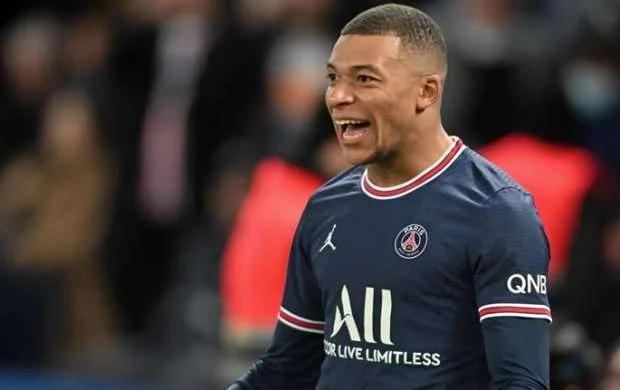 Mbappe prodüserliyə başladı 
