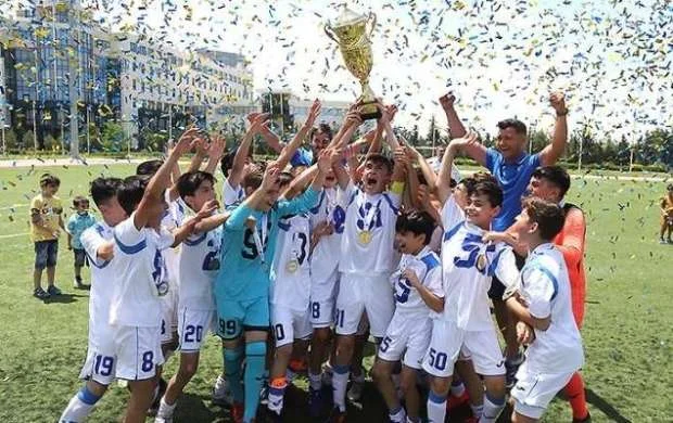 "Sabah"ın daha bir komandası çempion oldu 