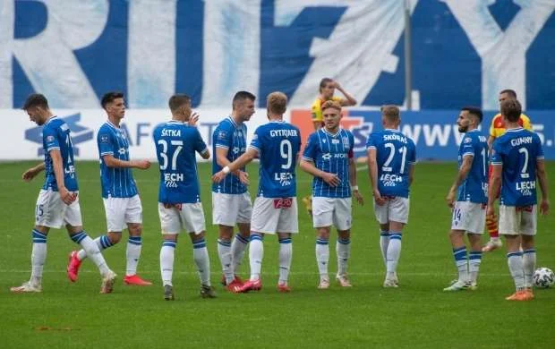 "Qarabağ"ın rəqibi aşağı liqa təmsilçisinə uduzdu 