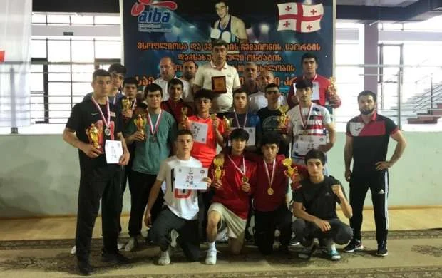 Boksçularımız beynəlxalq turnirdə 10 medalla birinci oldu 