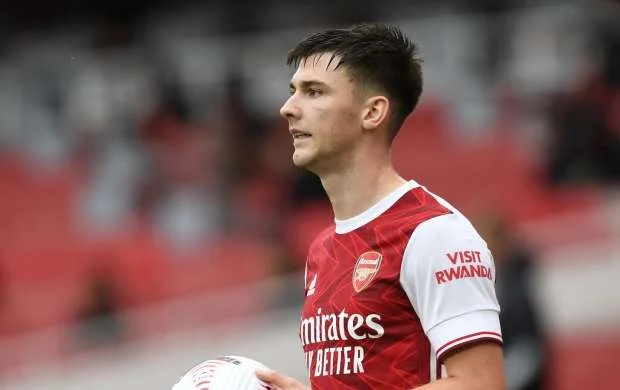 "Real" və "Barselona" "Arsenal"ın müdafiəçisini istəyir 