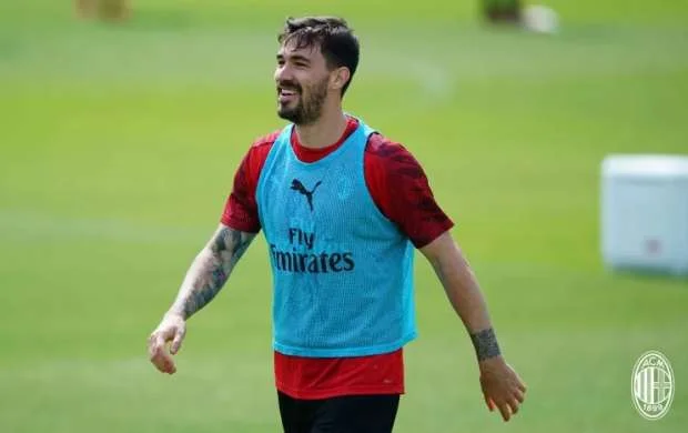 "Milan"ın kapitanı paytaxt klubuna keçəcək 