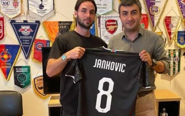 "Qarabağ" yeni transferini təqdim etdi 