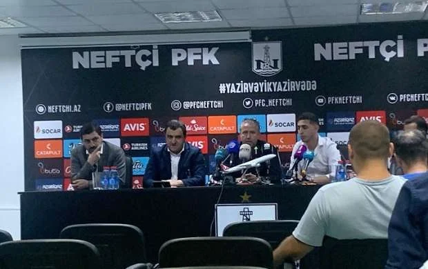 "Həmişə təzyiq altında işləmişəm" - "Neftçi"nin yeni baş məşqçisi 