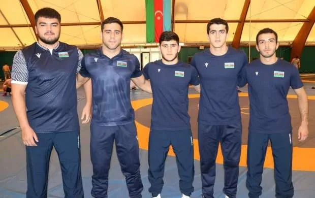 AÇ: İki güləşçimiz finalda 