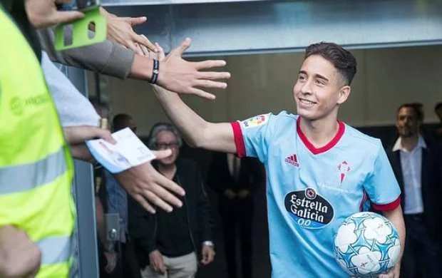 Emre Mor İstanbul klubu ilə anlaşdı 