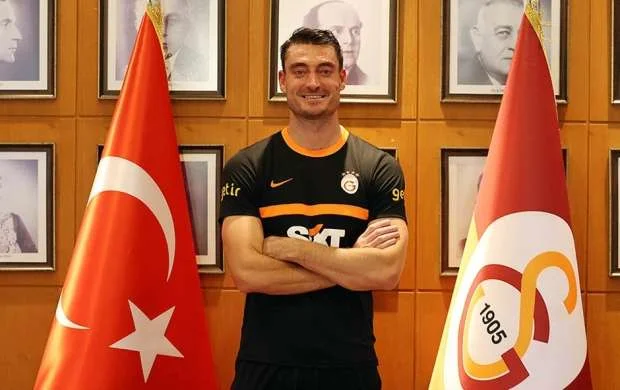 “Qalatasaray”ın məşqçisi getdi 