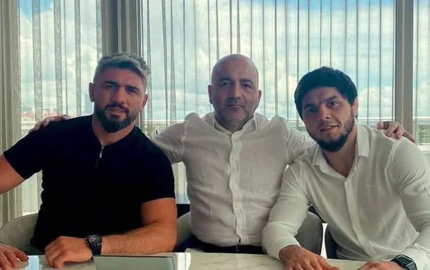 Mübariz Mənsimov məşhur idmançılarımızla görüşdü 