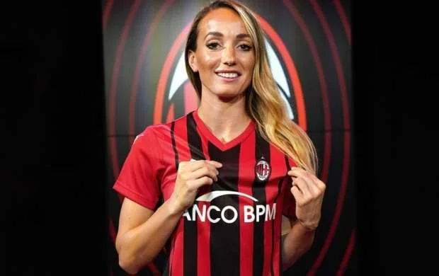 "Milan"da yalnız bir aslan ola bilər" - Aslani 
