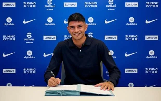 Milan klubu yeni transferini açıqladı 