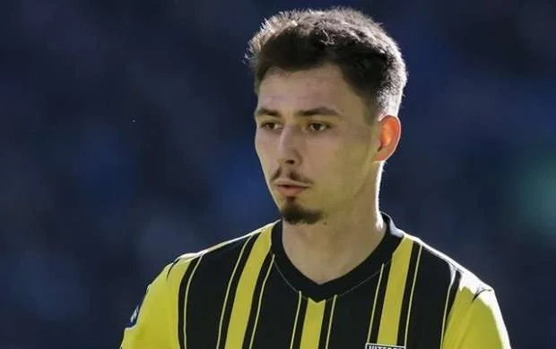 Ölkəsini tərk etməyə qoymadılar, klubunu dəyişdi 
