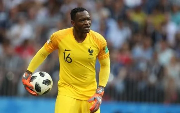 Mandanda "Olimpik Marsel"dən getdi 