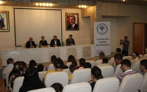 İmişlidə autizmli uşaqlar ilə görüş keçirildi - FOTOLAR 