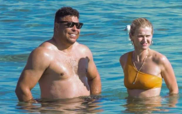 Ronaldo özündən 15 yaş kiçik sevgilisi ilə İbizada - FOTOLAR 