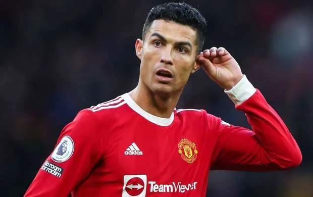 "Barselona", yoxsa "Atletiko Madrid"? - Ronaldu seçim qarşısında 