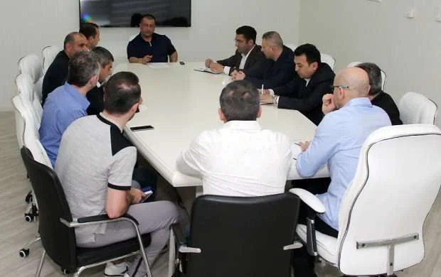 Federasiyada iclas: Zaur Axundov millinin hədəfini açıqladı 