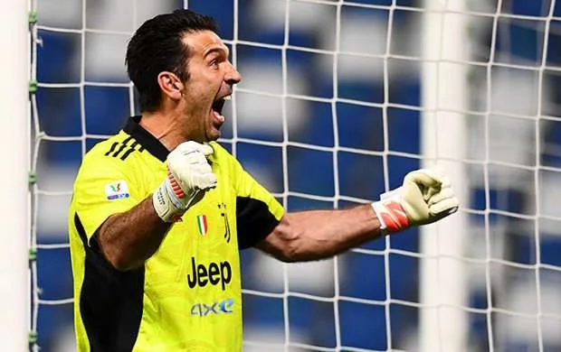 Buffon karyerasını nə vaxt bitirəcək? 