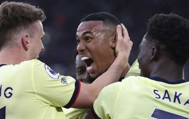 "Yuventus" "Arsenal"ın müdafiəçisinə göz dikib 