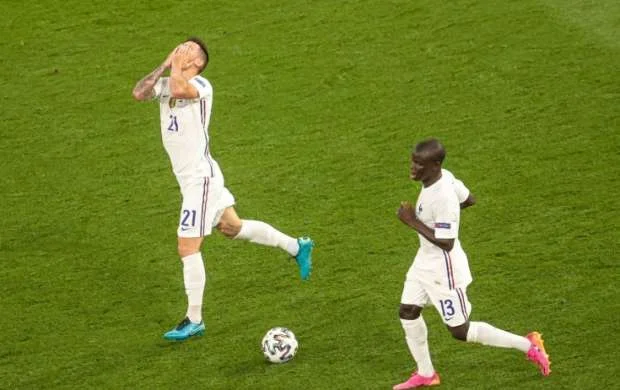 PSJ dünya çempionu ilə güclənməyi planlaşdırır 