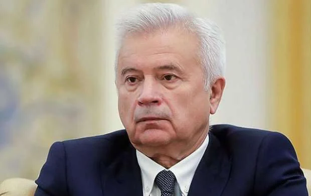 Vahid Ələkbərovdan erməniyə böyük etimad 