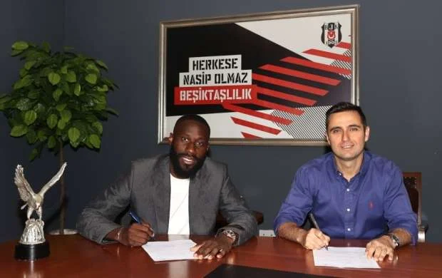 "Beşiktaş" İngiltərə Premyer Liqasından transfer reallaşdırdı 