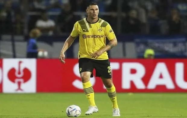 "Borussiya Dortmund"un yeni transferi sıradan çıxdı 