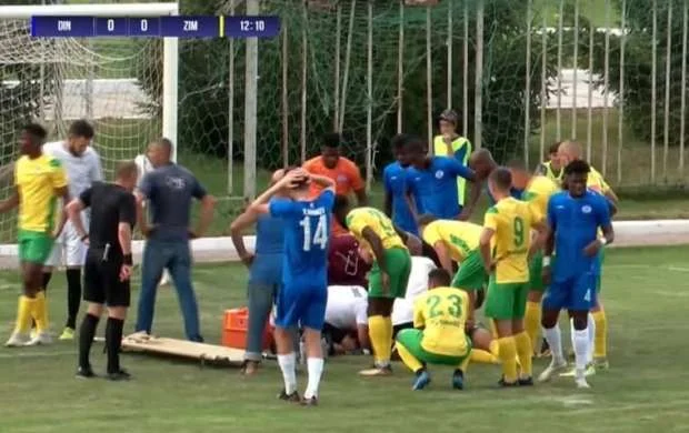 Moldova çempionatında qorxulu anlar: futbolçu komaya düşdü - VİDEO 